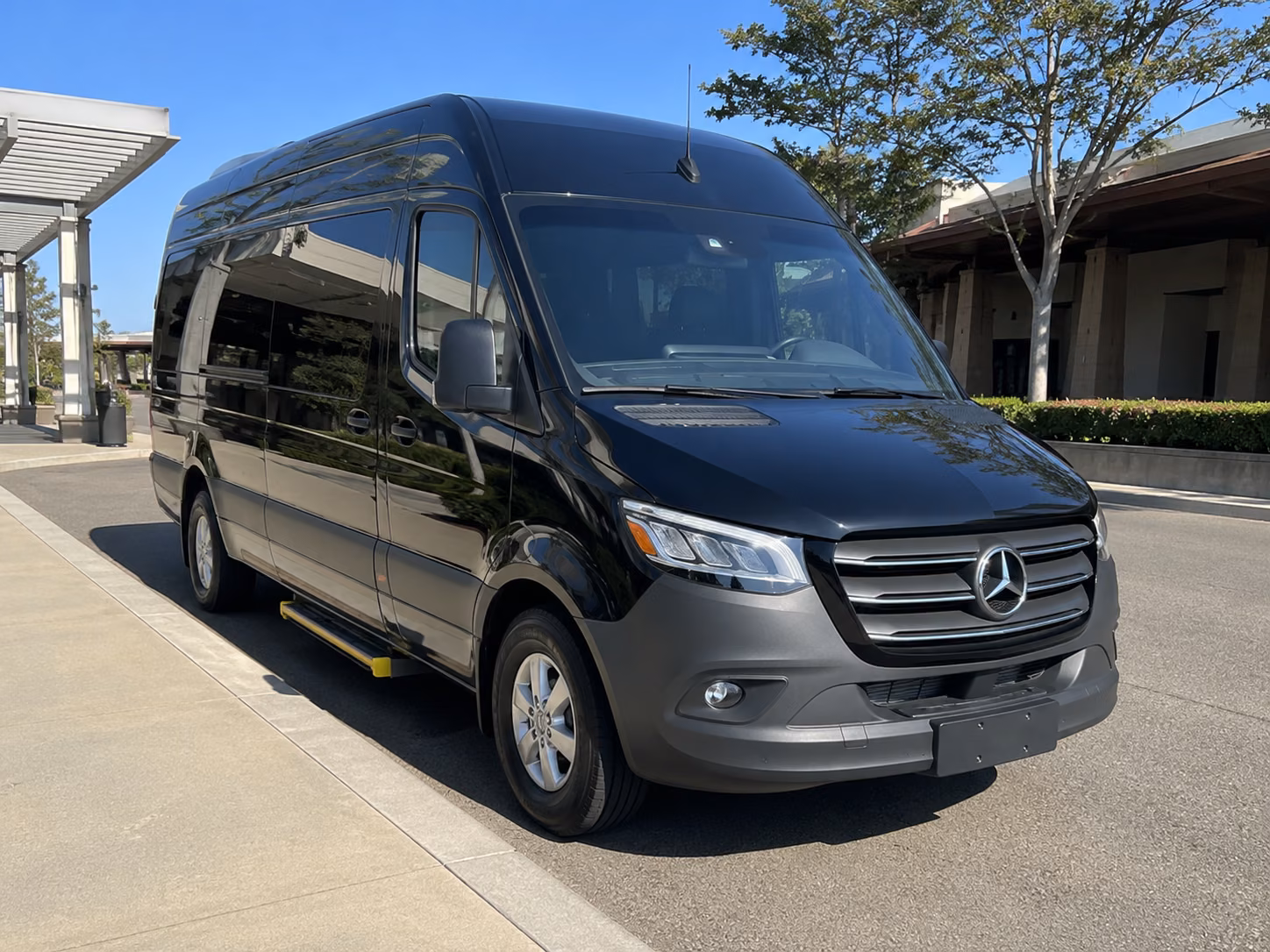boulder 15 passenger sprinter van
