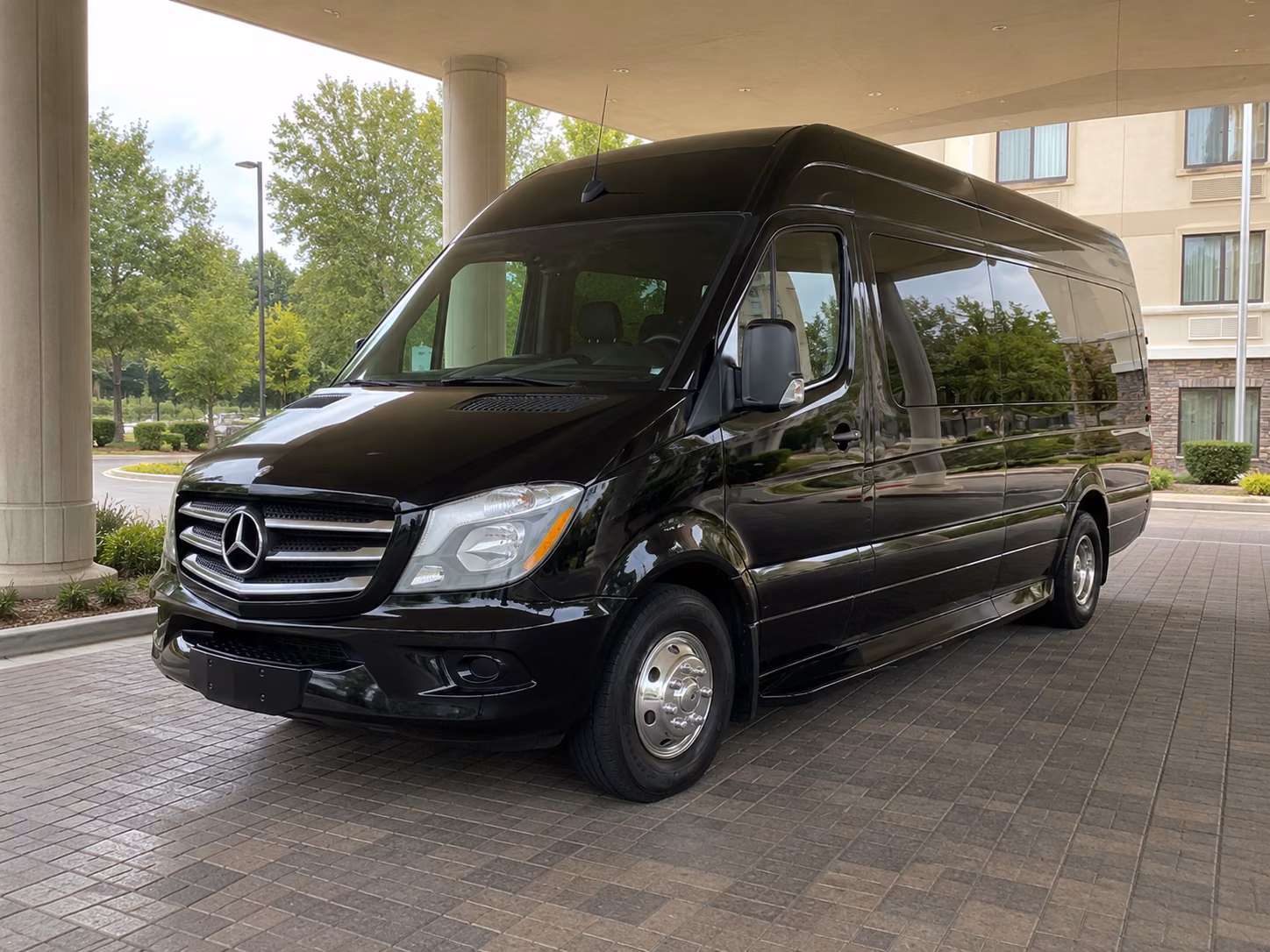 boulder 18 passenger sprinter van