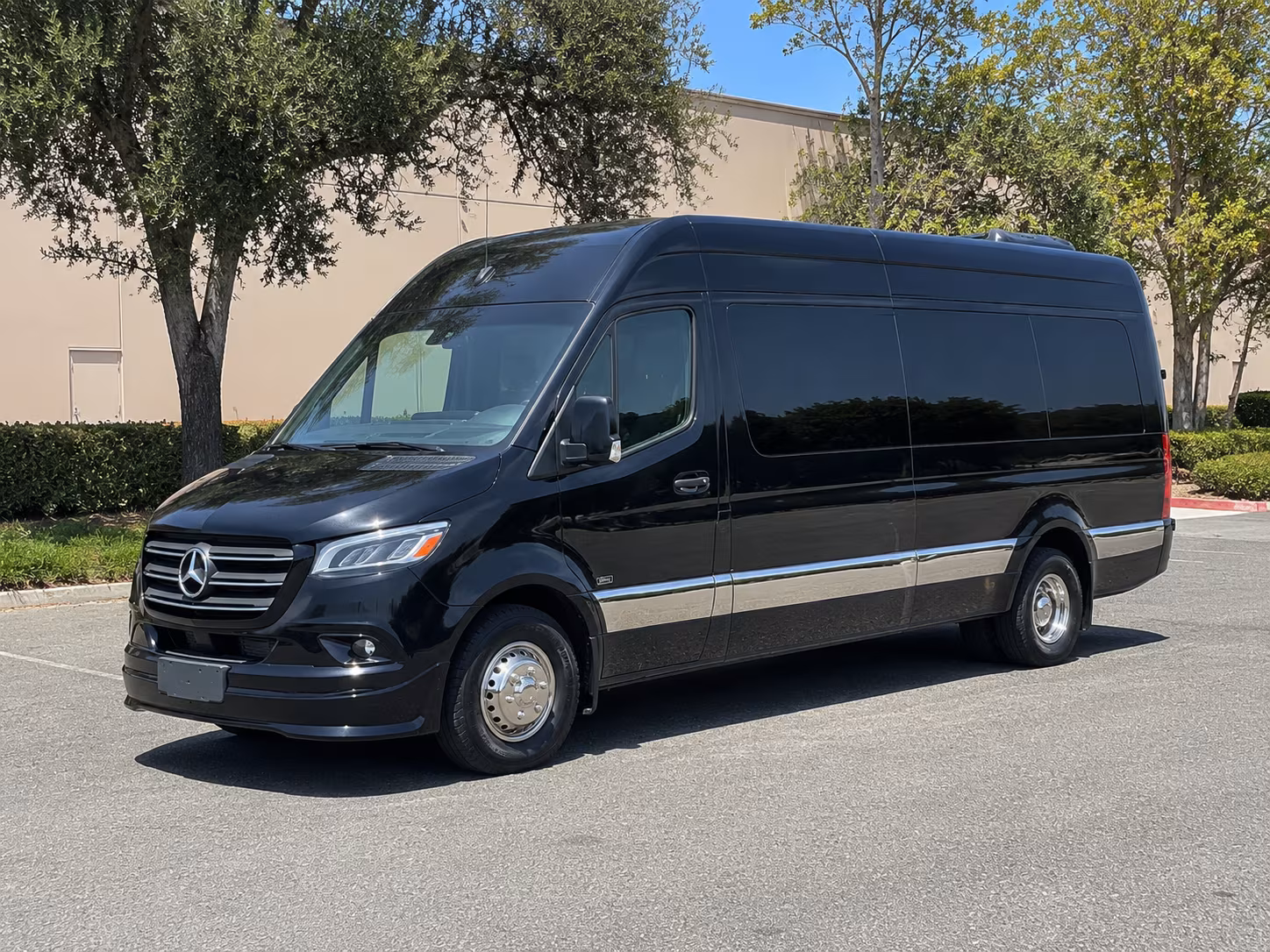 find the perfect transportation for your next wine tour 3